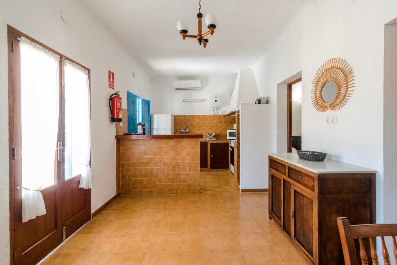 Casa Vicent Campanitx Es Pujols Villa Exterior photo